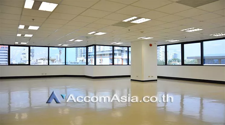  2  Office Space For Rent in Ratchadapisek ,Bangkok MRT Ratchadaphisek at Olympia Thai Tower AA13768